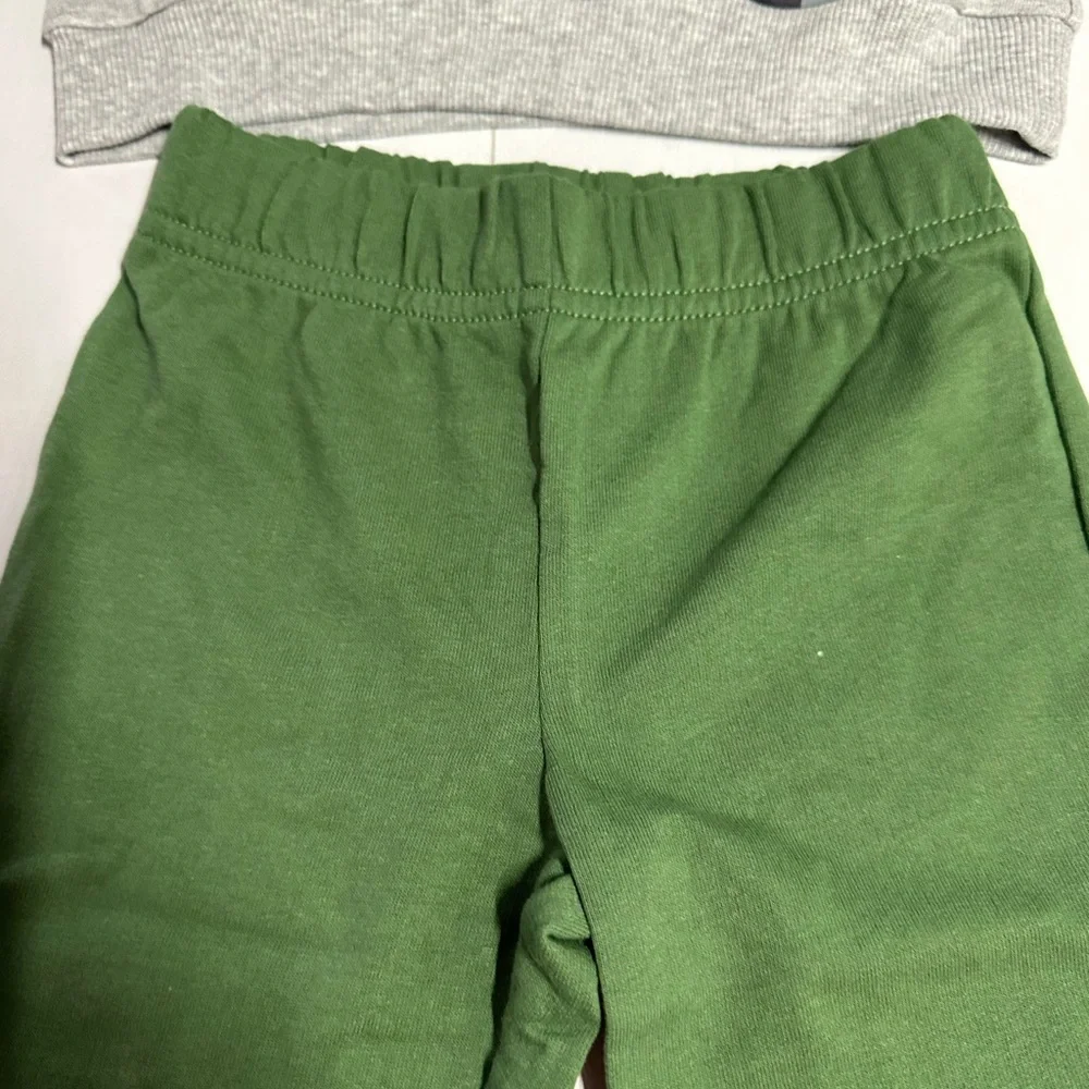 Carter boys to tea two piece, jogging set, long sleeves, gray, and green‎